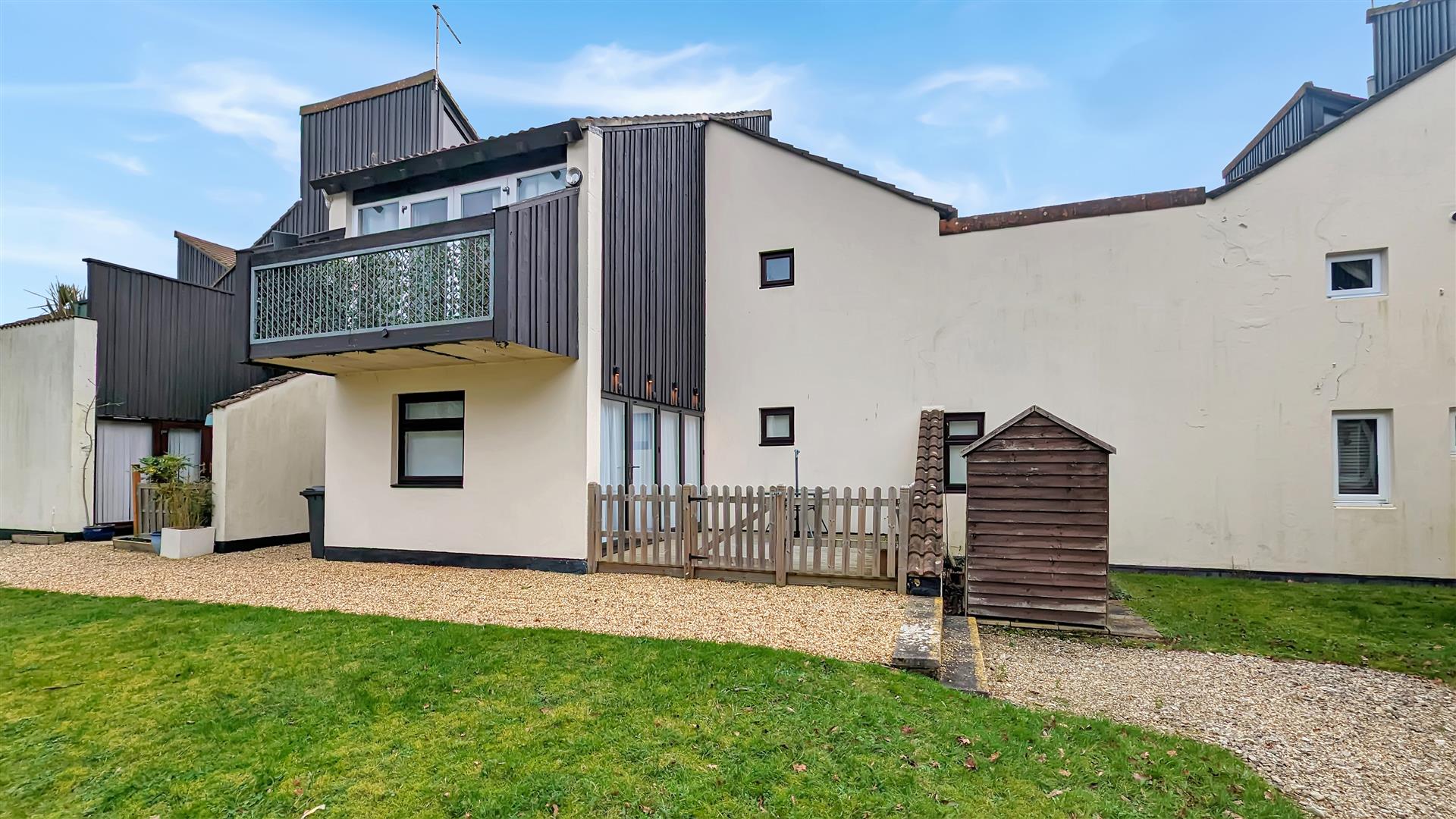 1 Bedroom Apartment Tree Hamlets, Upton, Poole